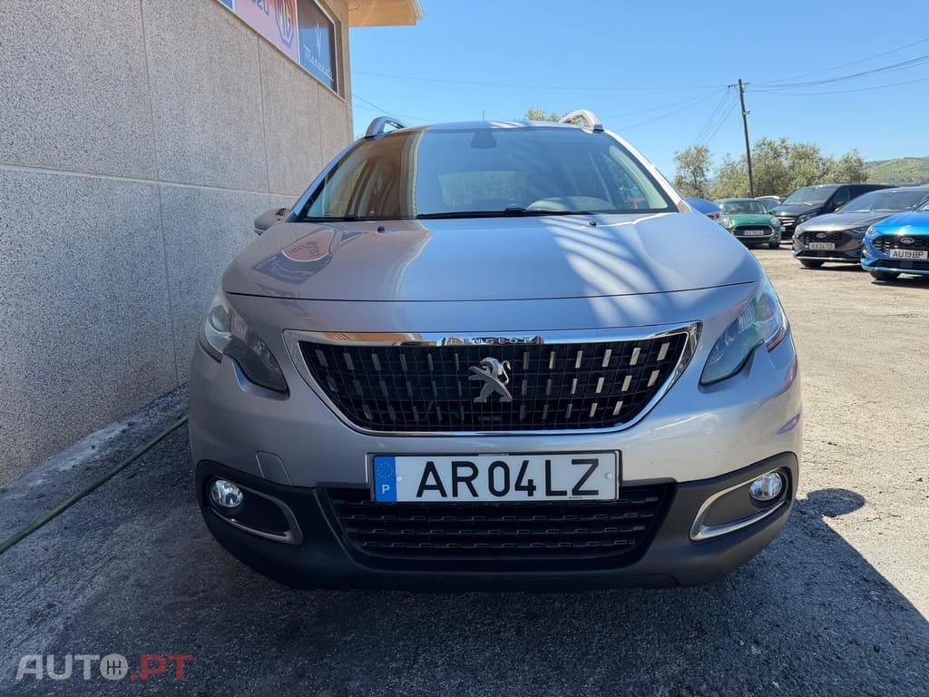 Peugeot 2008 1.2 PureTech Style