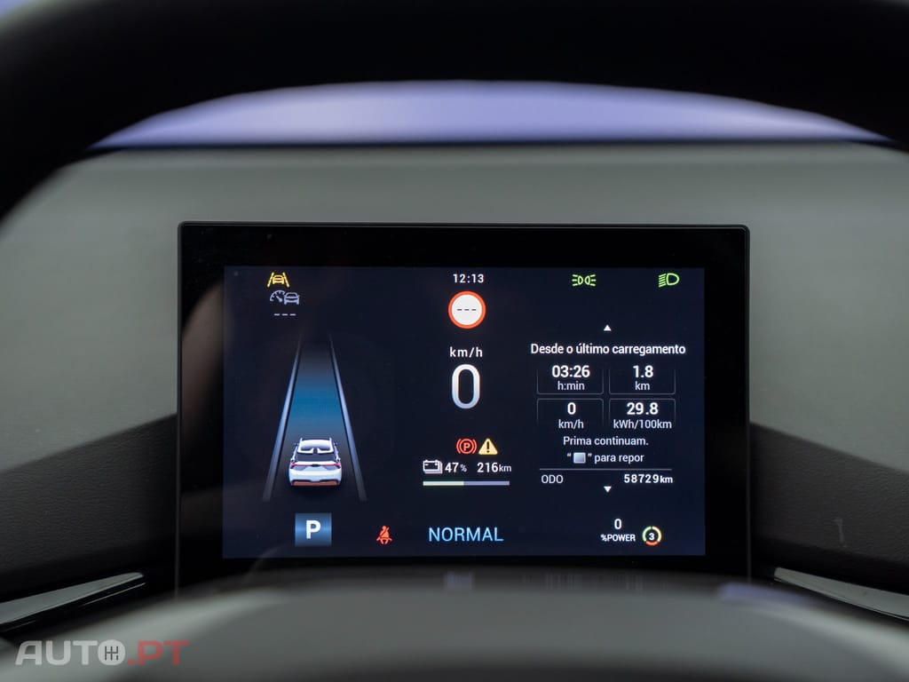 MG MG4 77 kWh Extended Range Luxury