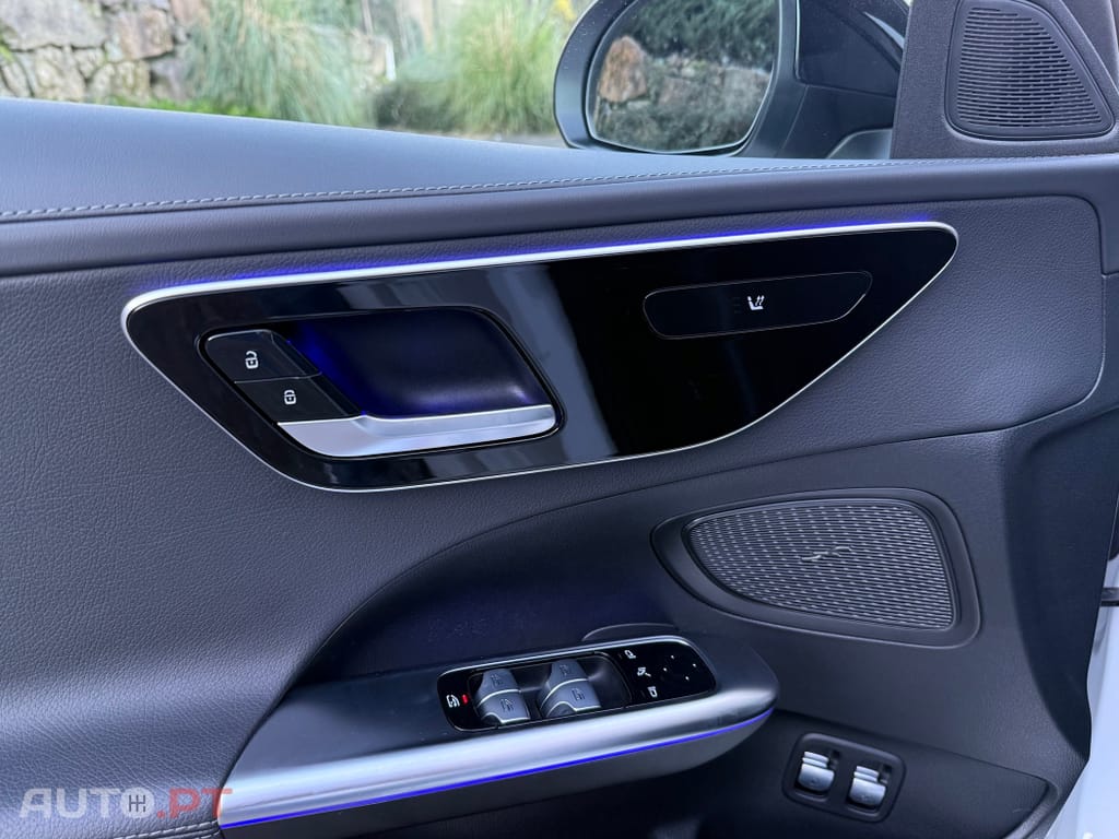 Mercedes-Benz C 300 e AMG Line