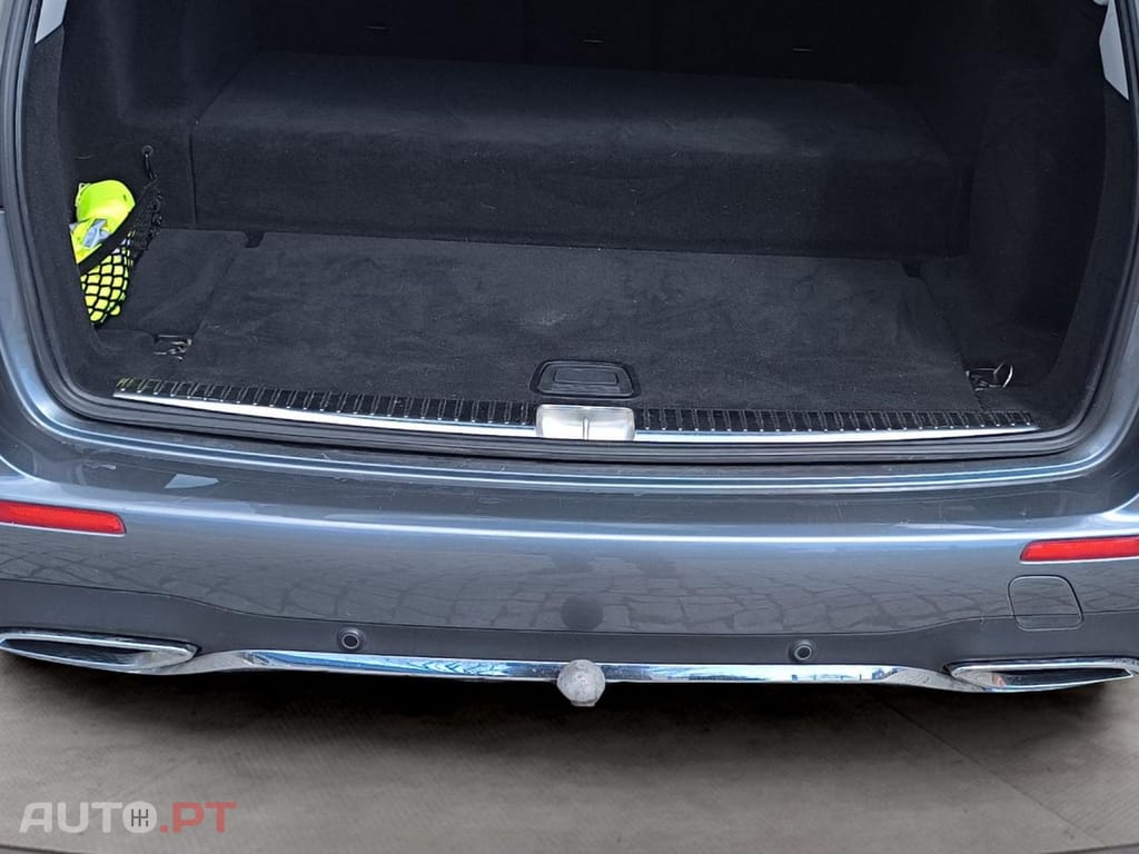 Mercedes-Benz E 300 de 9G-TRONIC AMG Line