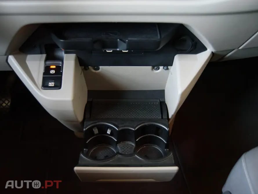 Volkswagen Multivan 1.4 TSI e-Hybrid Life DSG