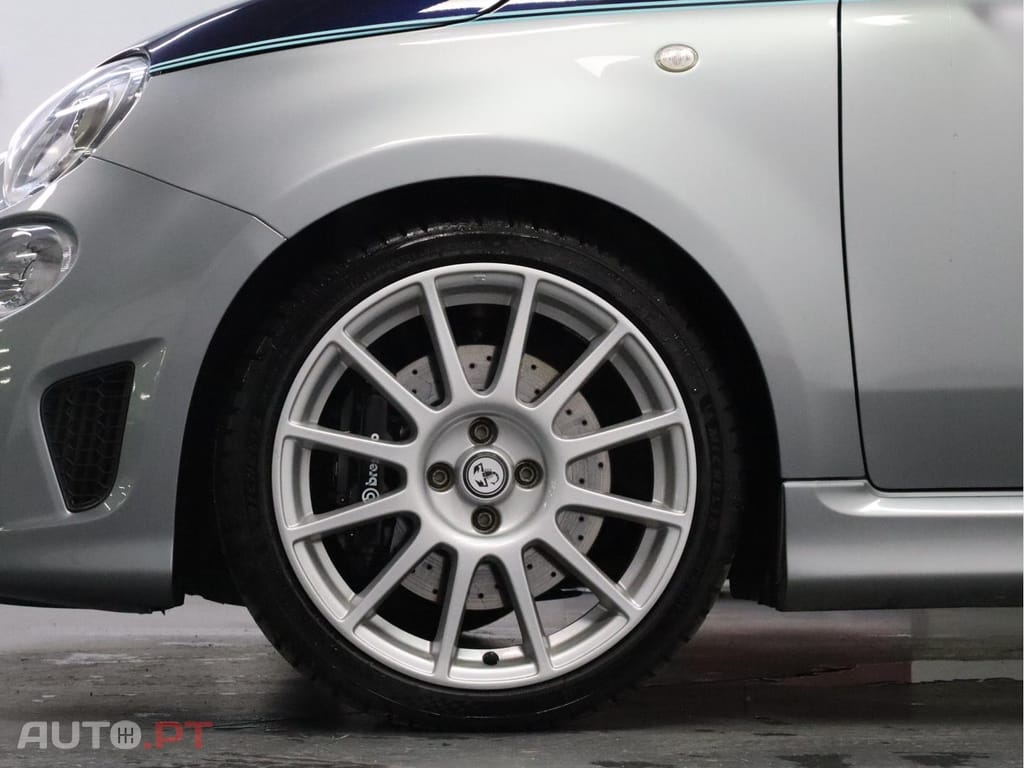 Abarth 500 695C 1.4 16v T-JET 180CV RIVALE MTA