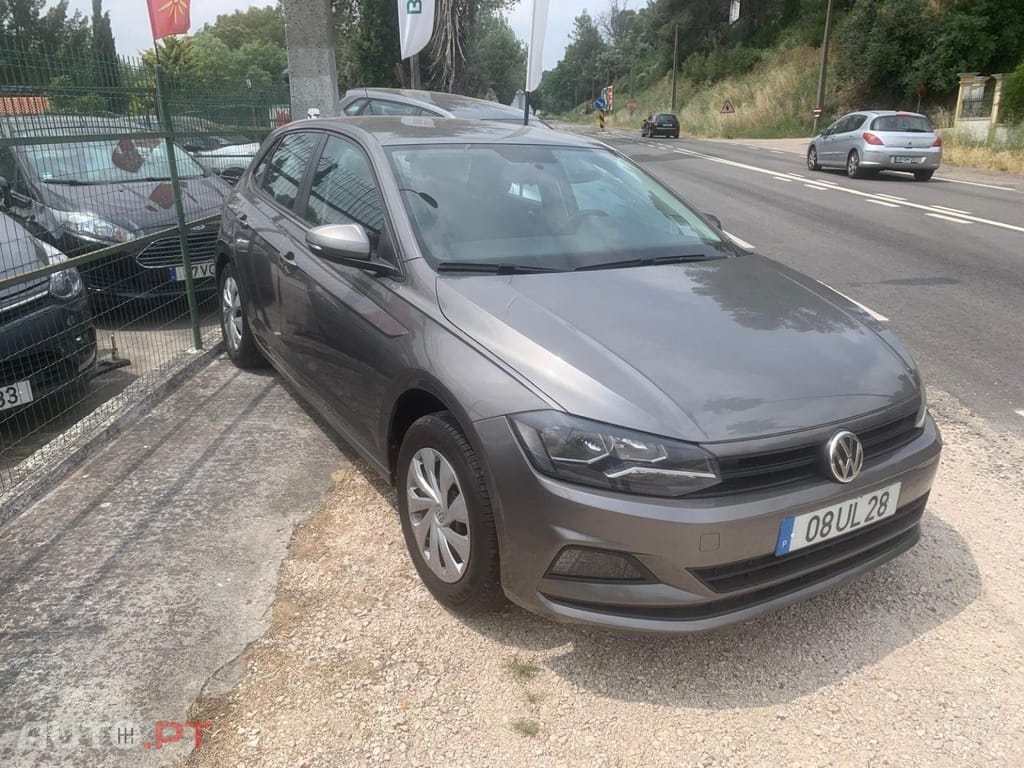Volkswagen Polo 1.0 Confortline