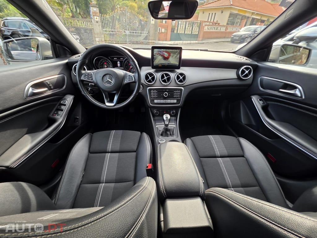 Mercedes-Benz CLA 180 D URBAN