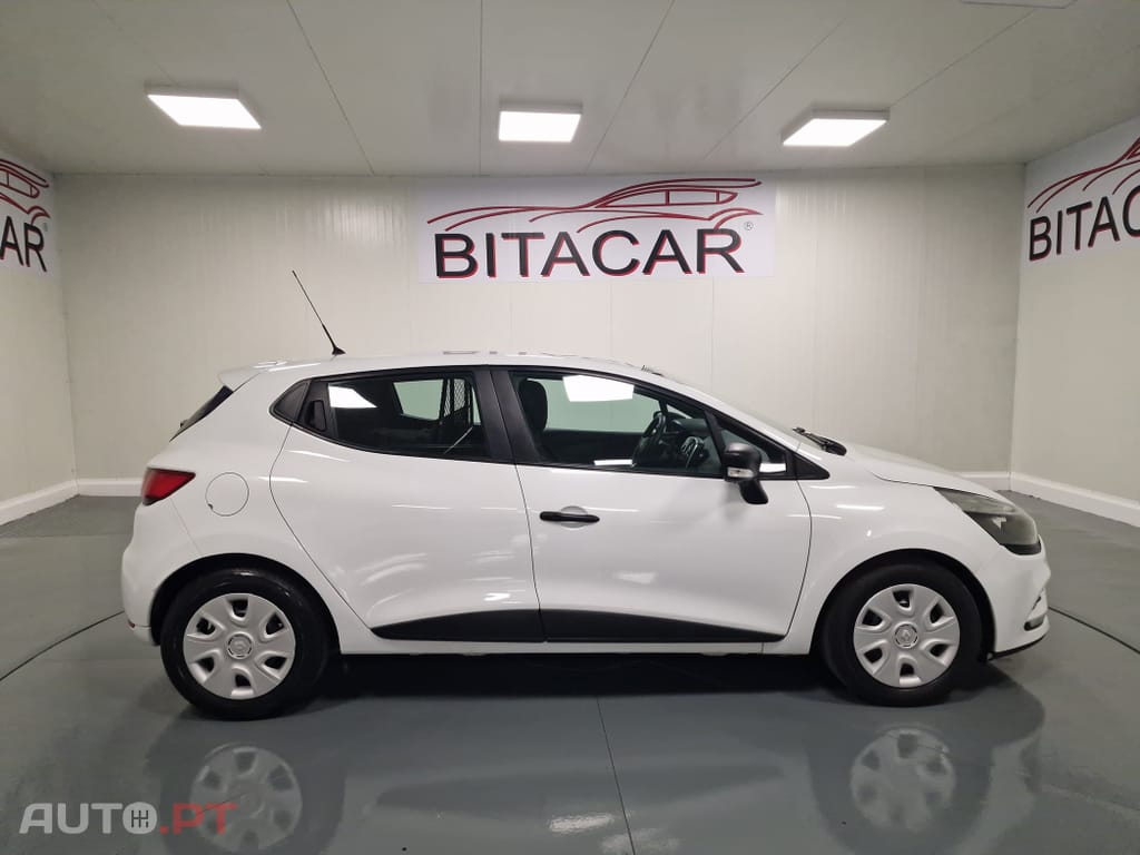 Renault Clio SOCIETE 1.5 DCI ZEN IVA DEDUTIVEL