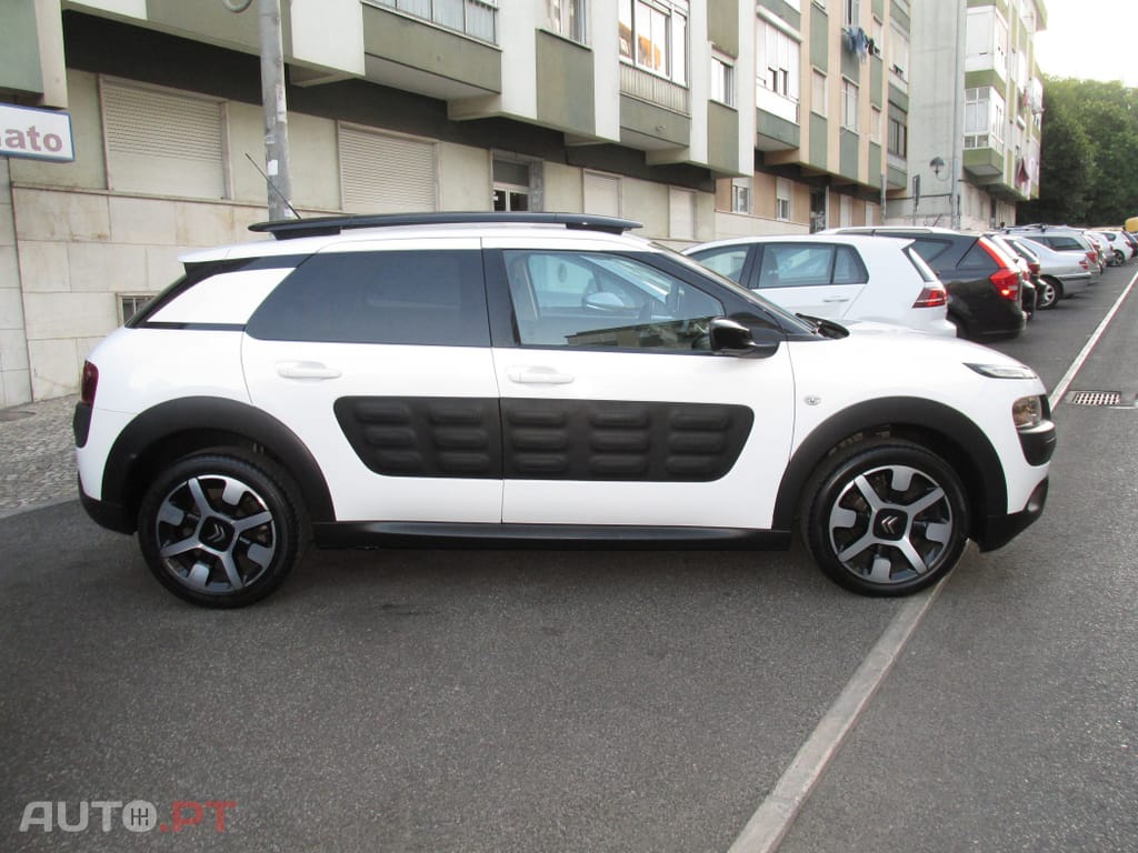 Citroen C4 Cactus 1.2 PureTech Shine