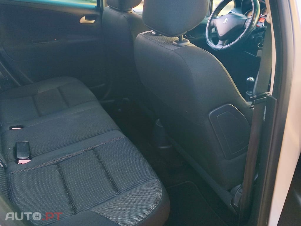 Peugeot 207 SW 1.6 HDi Allure