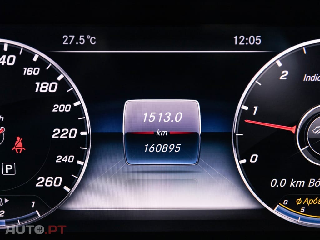 Mercedes-Benz E 220 d AMG Line