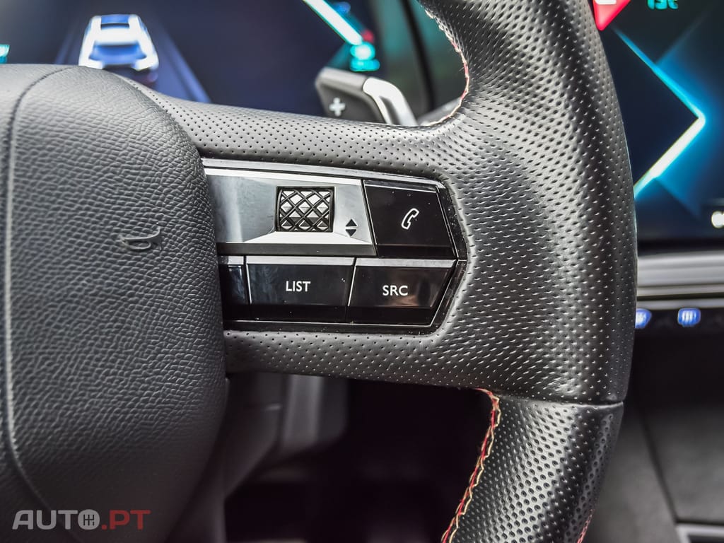 DS DS7 Crossback E-Tense Performance Line+ EAT8