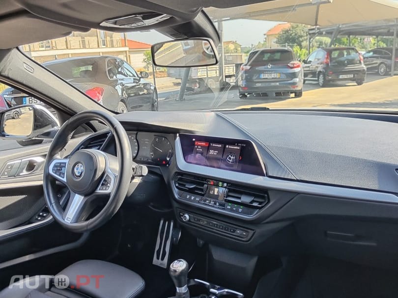 BMW 116 d Pack Desportivo M