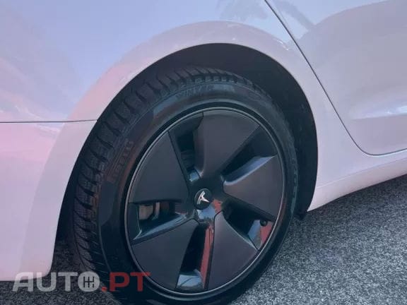 Tesla Model 3 Long Range AWD Dual Motor