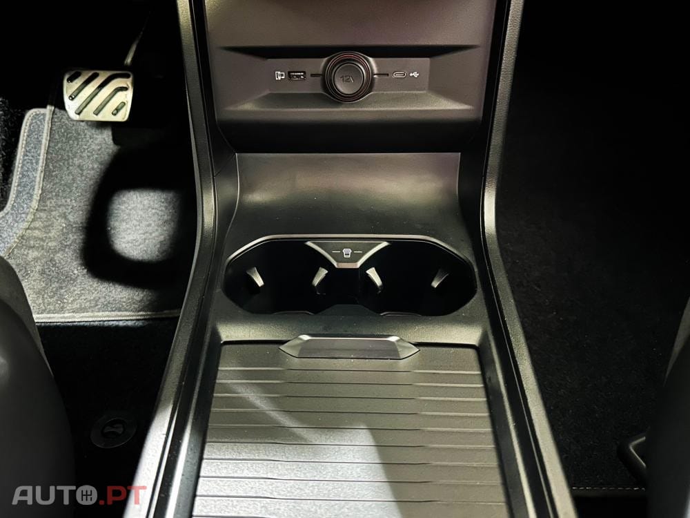 MG MG4 64 kWh XPower Luxury