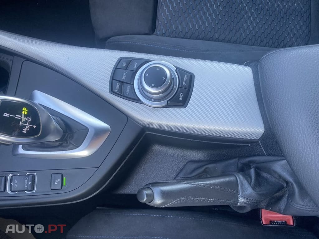 BMW 220 d Pack M Auto