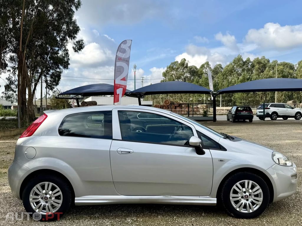 Fiat Punto 1.3 M-Jet Lounge Start&Stop — fotografia 5