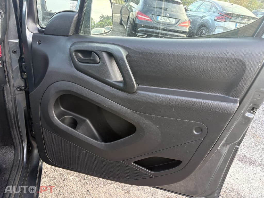 Peugeot Partner 1.6 BlueHDi L1 Premium 3L