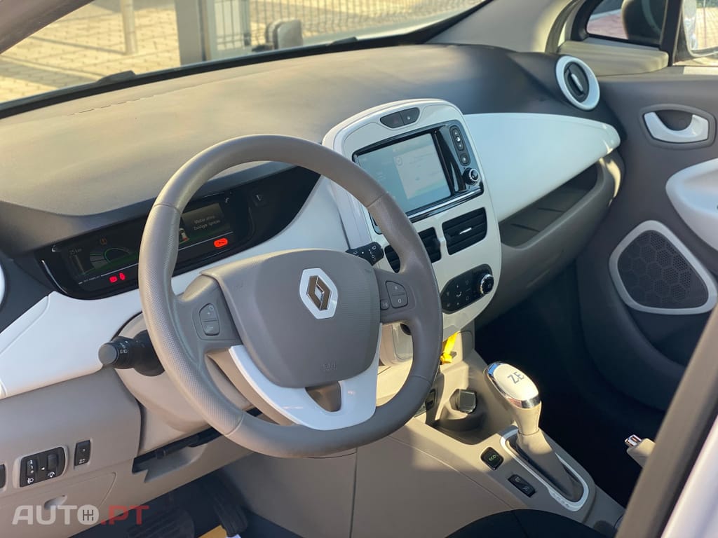 Renault Zoe (c/ Bateria) 41 kwh Life