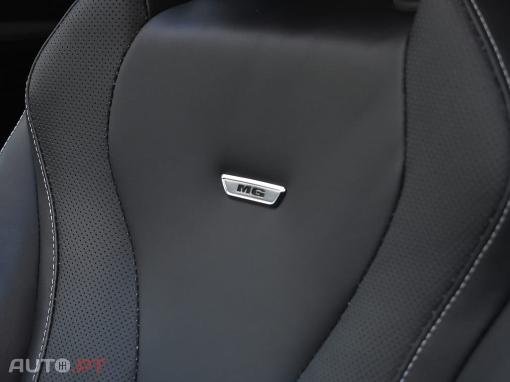 MG Marvel R 70 kWh AWD Performance