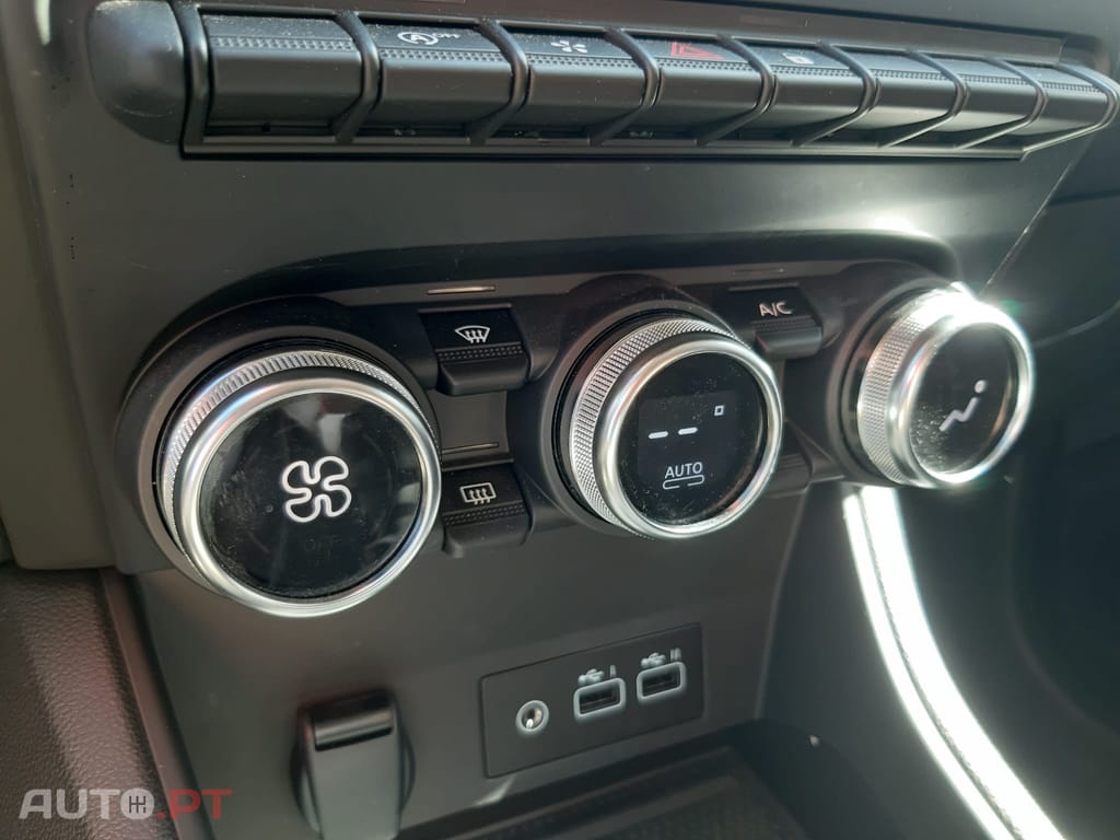 Renault Captur Techno 100 TCE Bi-fuel