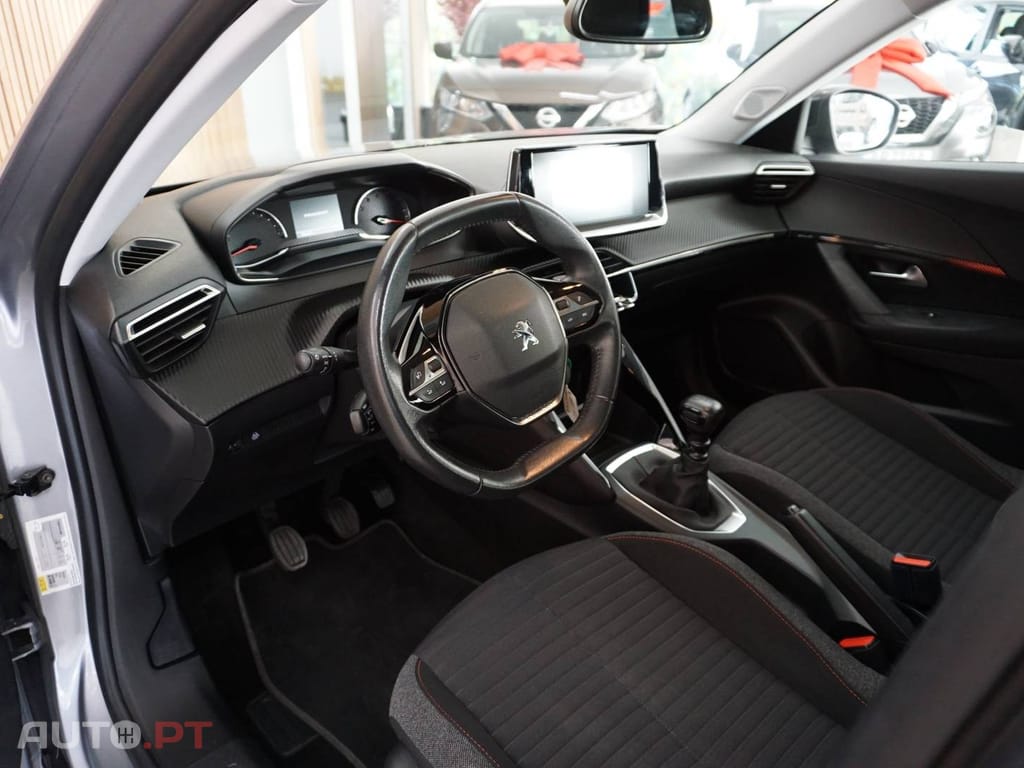 Peugeot 2008 1.2 Style