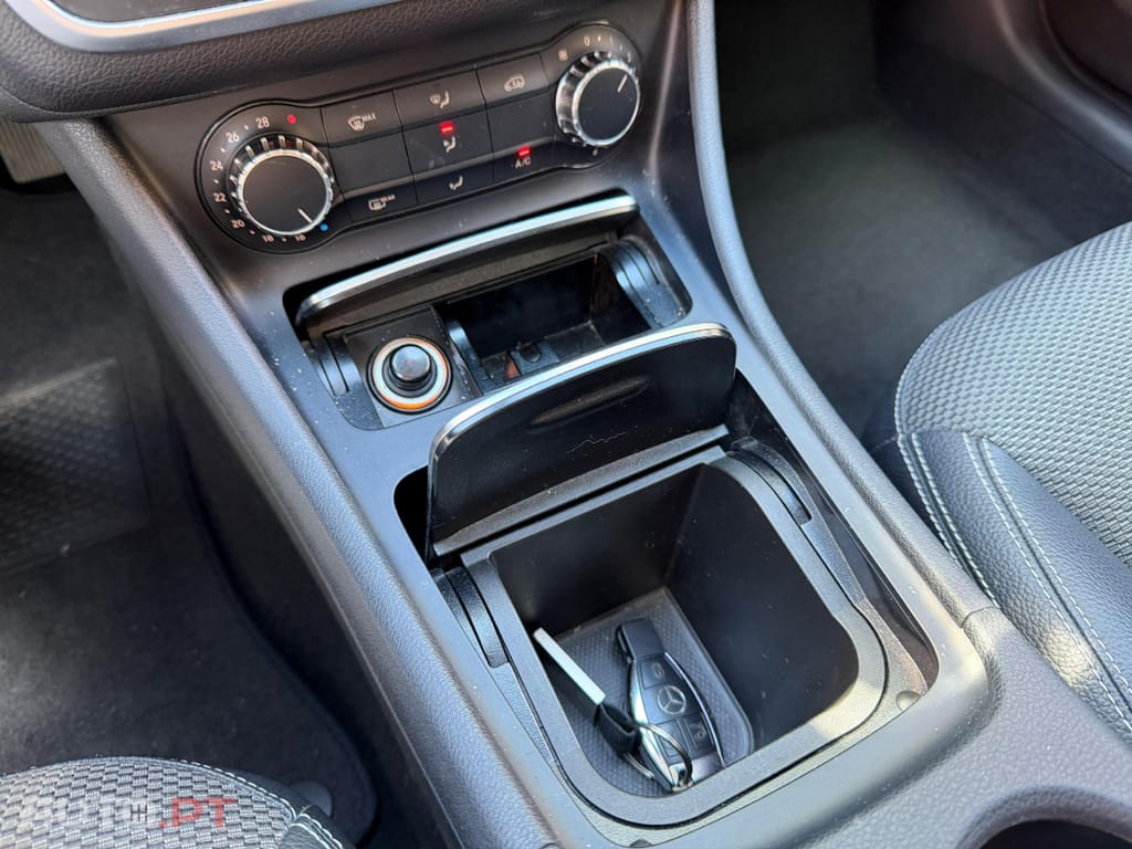 Mercedes-Benz CLA 200 D