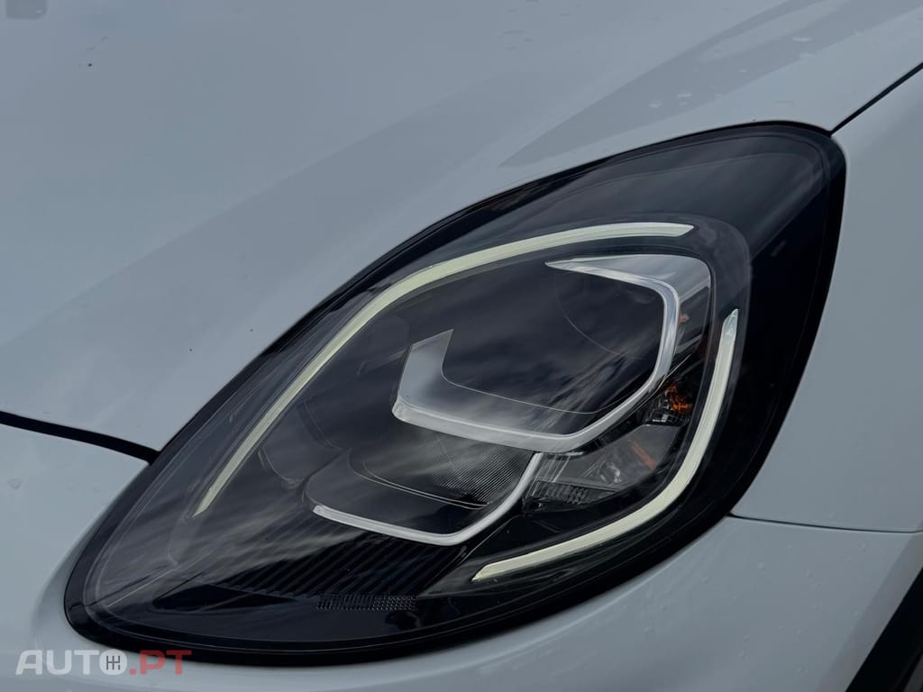 Ford Puma 1.0 EcoBoost MHEV Titanium