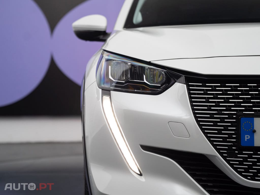 Peugeot E-208 50 kWh Allure