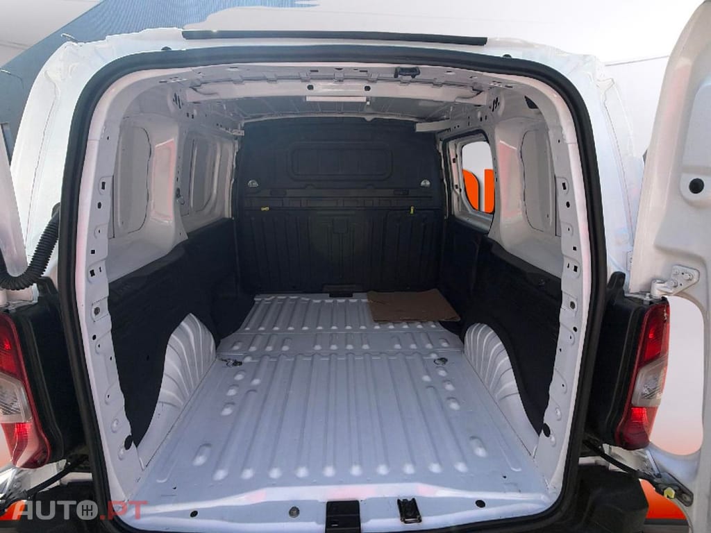 Citroen Berlingo 1.2 PureTech 130cv EAT8