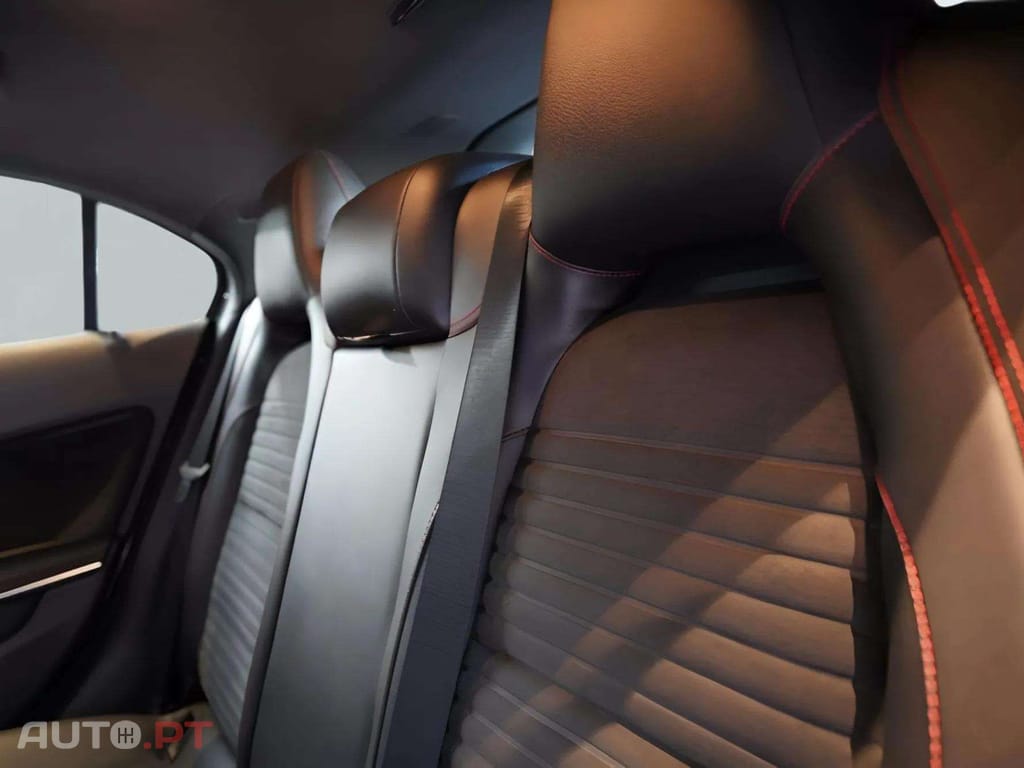 Mercedes-Benz A 180 d AMG 
