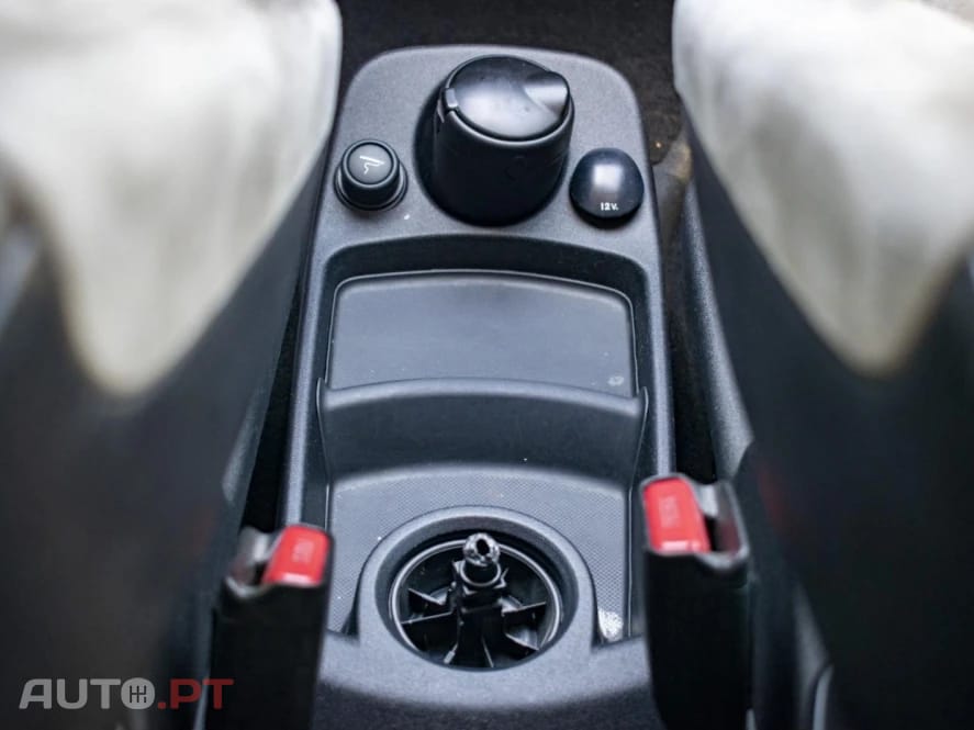 Citroen C4 Picasso Outro