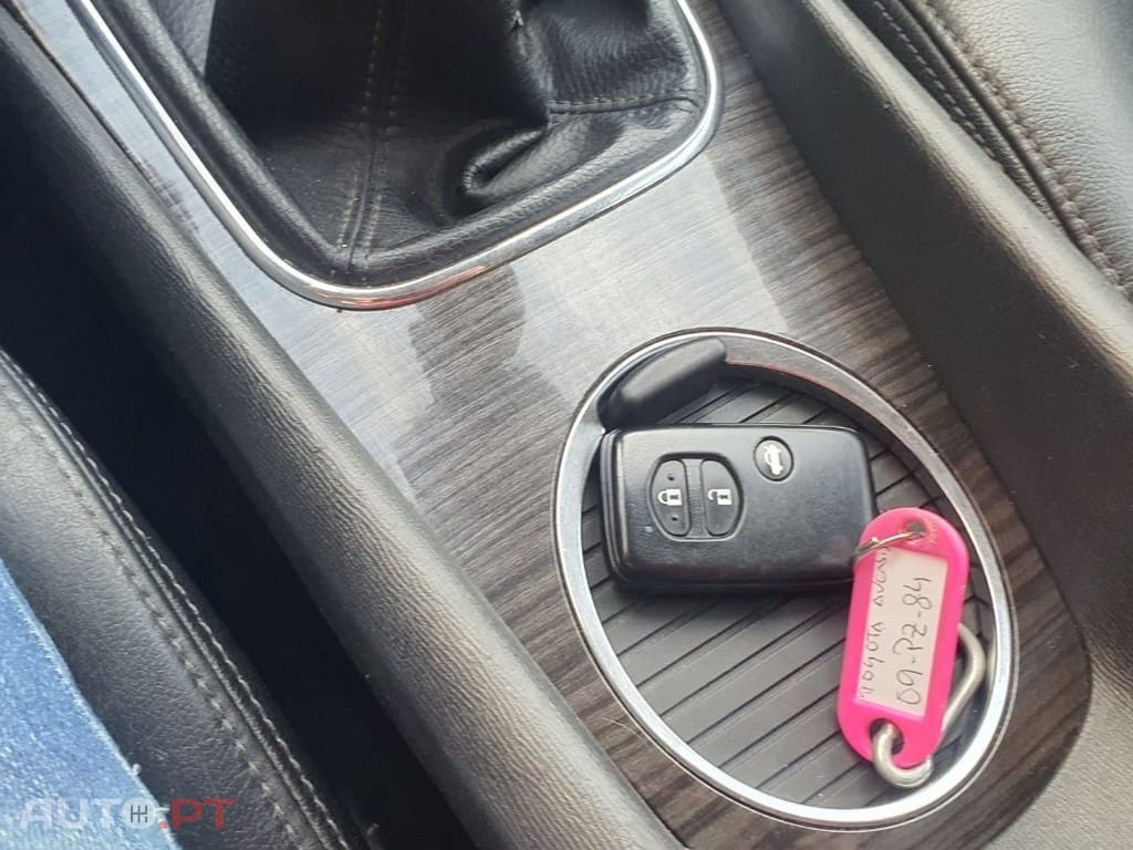 Toyota Avensis SD 2.0 D-4D Exclusive