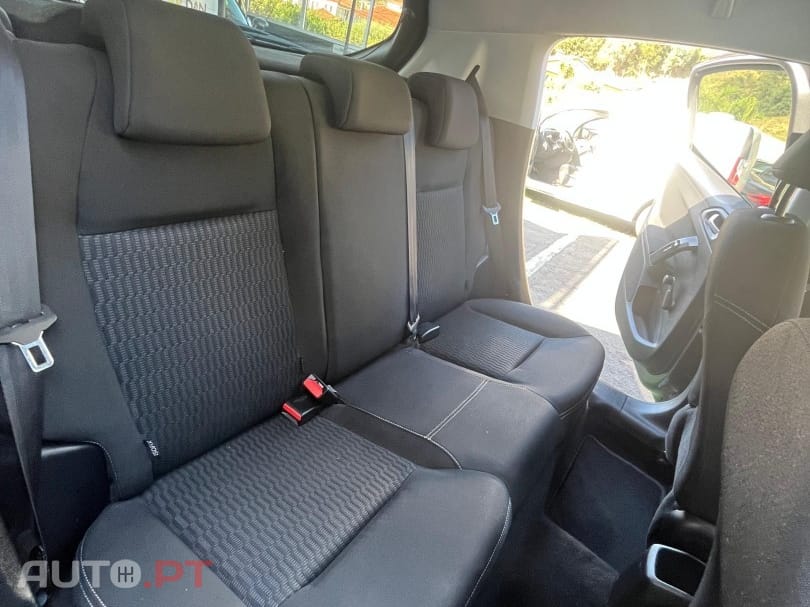 Peugeot 208 1.2 PureTech Style