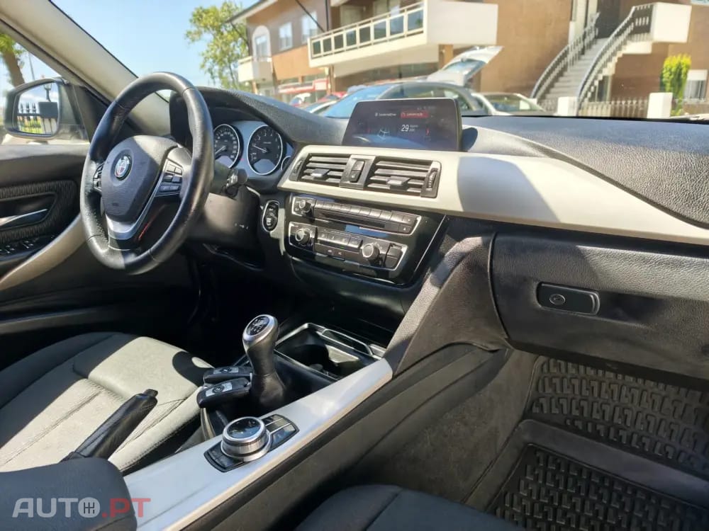 BMW 318 i Sport Line
