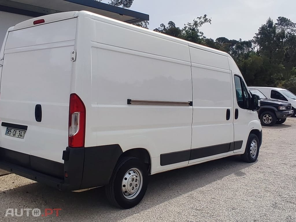 Peugeot Boxer 2.2 BlueHDi 333 L3H2 Pro