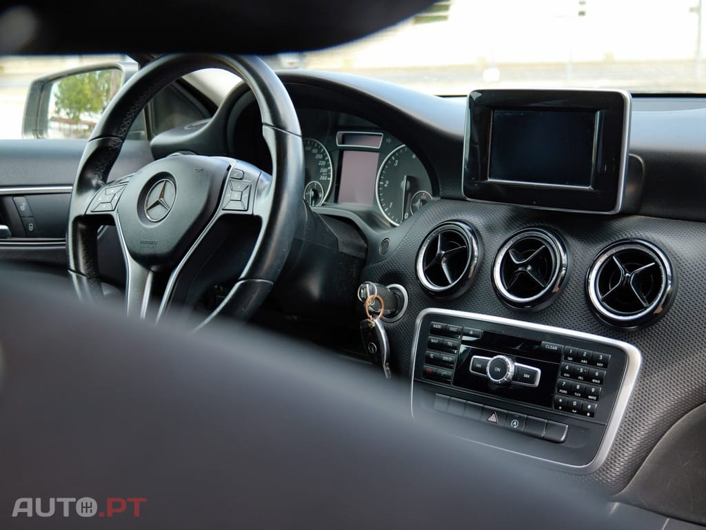 Mercedes-Benz A 180 CDI (BlueEFFICIENCY) Style