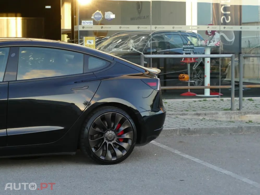 Tesla Model 3 Performance Dual Motor AWD