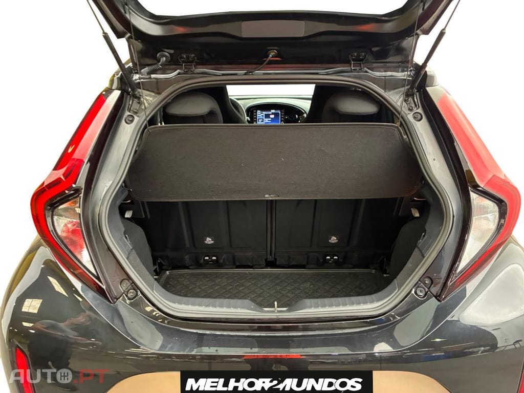 Toyota Aygo X 1.0 VVT-i S-CVT Dynamic