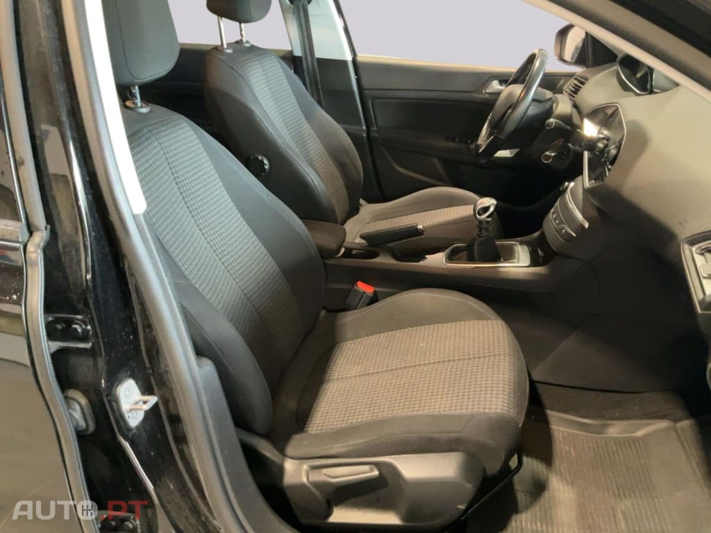 Peugeot 308 1.2 PureTech Style