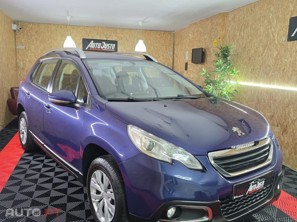 Peugeot 2008 1.2 VTi Active