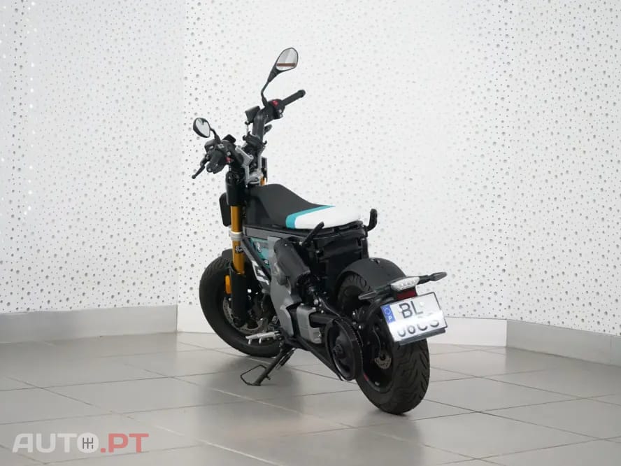BMW CE 02 ND