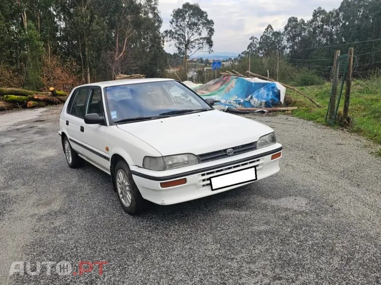 Toyota Corolla 1.3 Gold Line