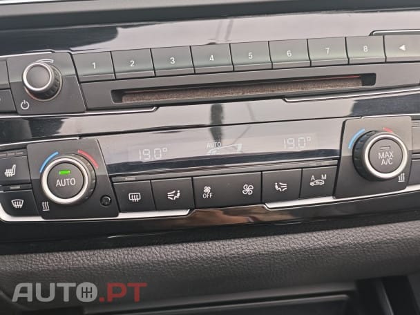 BMW 218 i Cabrio Line Sport