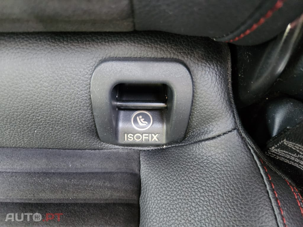 Mercedes-Benz A 180 d AMG Line