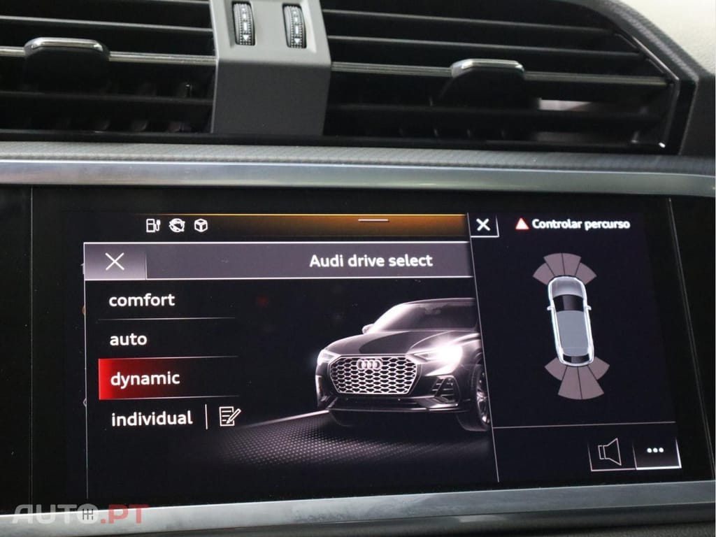 Audi Q3 45 TFSIe S tronic