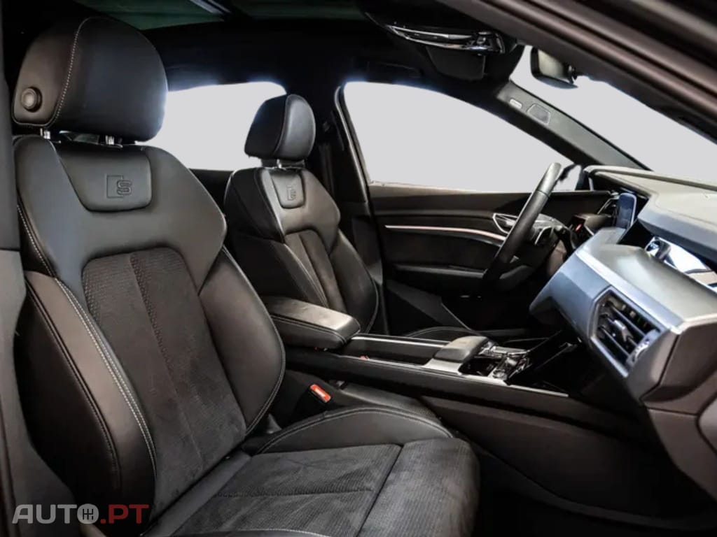 Audi E-Tron I.V.A DEDUTIVEL S BLACK 