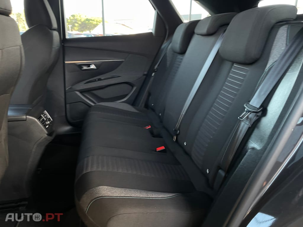 Peugeot 3008 1.2 PureTech Active