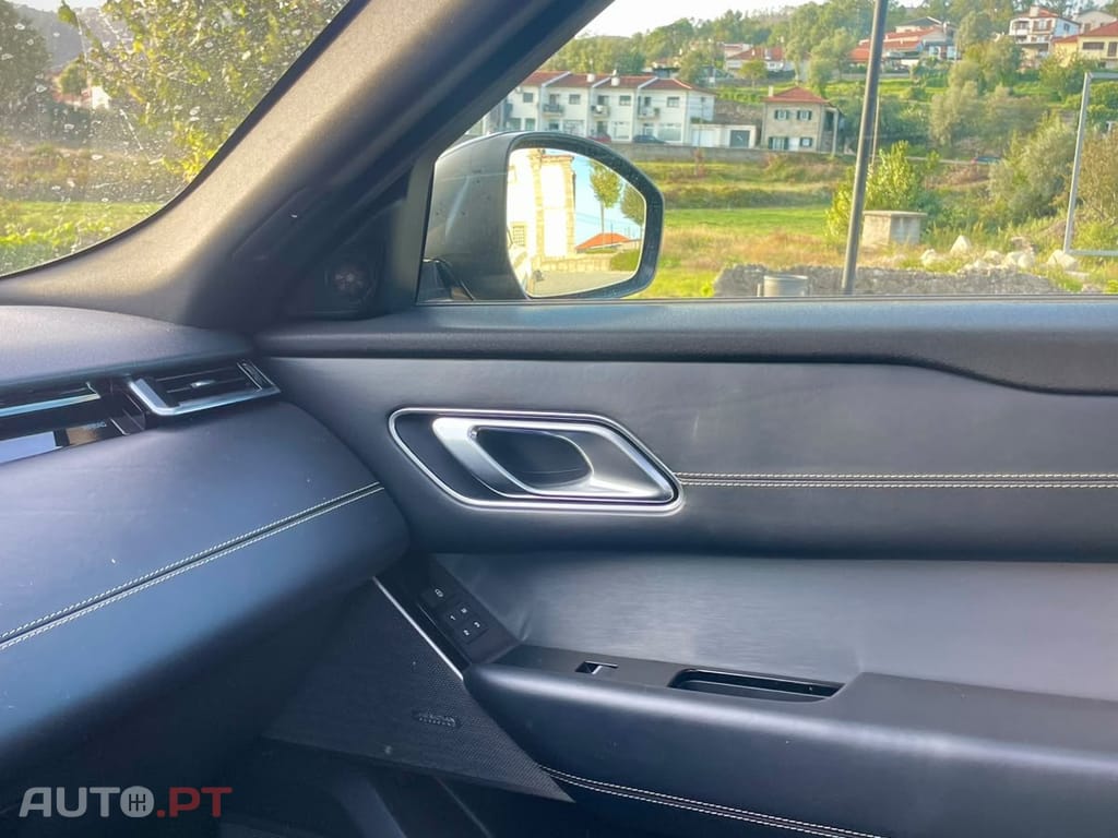Land Rover Velar R-Dynamic