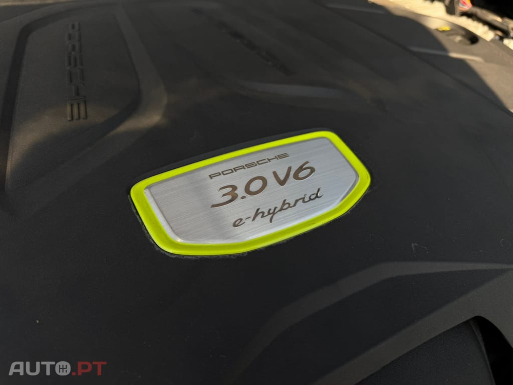 Porsche Cayenne E-Hybrid Tiptronic S