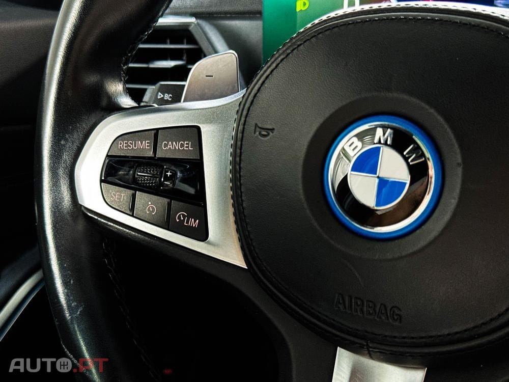 BMW 330 e Pack 50 anos M Auto