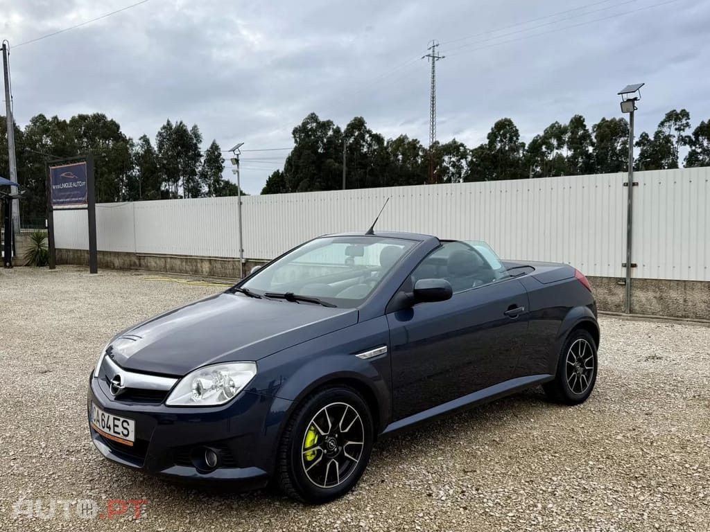 Opel Tigra TwinTop 1.4 Easytronic Edition
