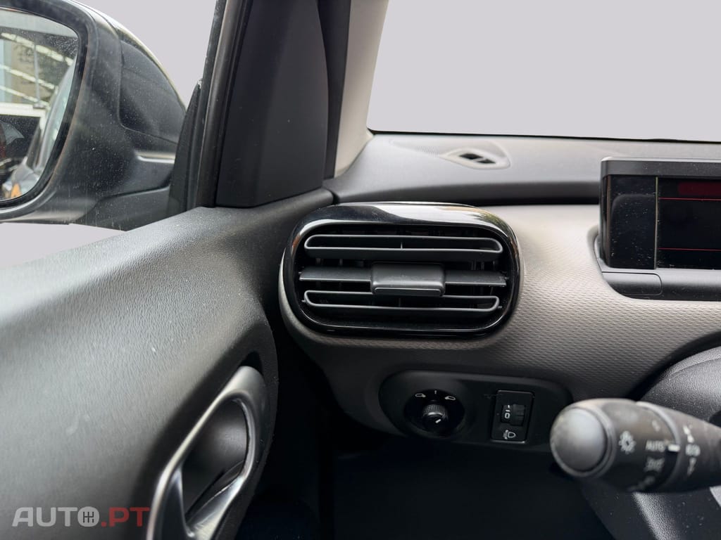 Citroen C4 Cactus 1.2 SHINNE EAT6